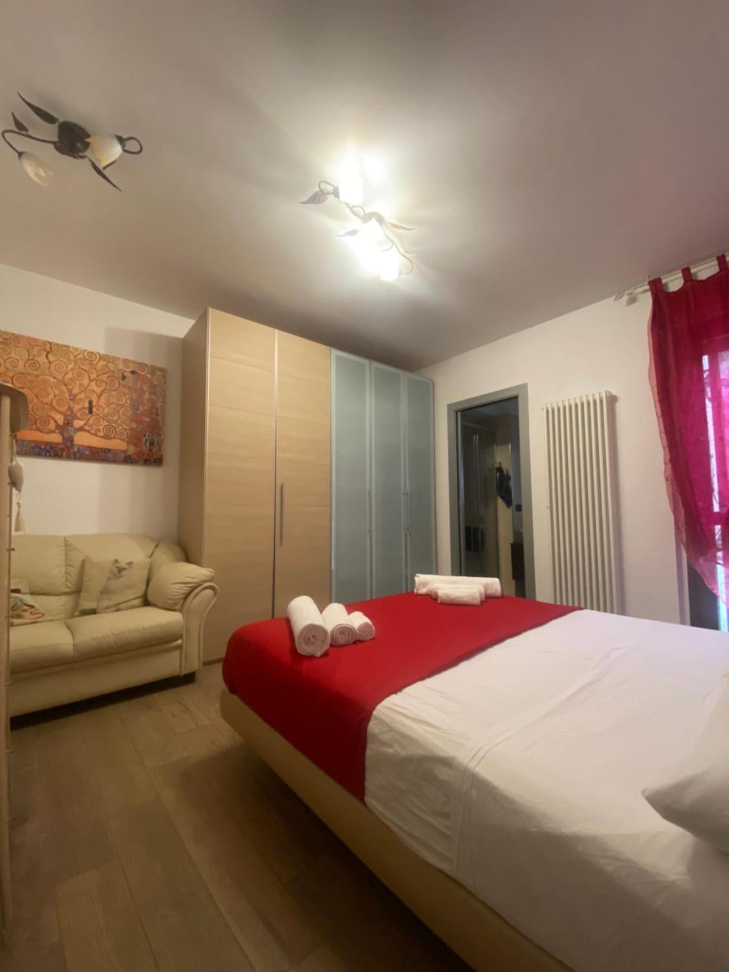 Caserma Guelfa - Casa Vacanza Chiarina Сан-Бенедетто-дель-Тронто Экстерьер фото