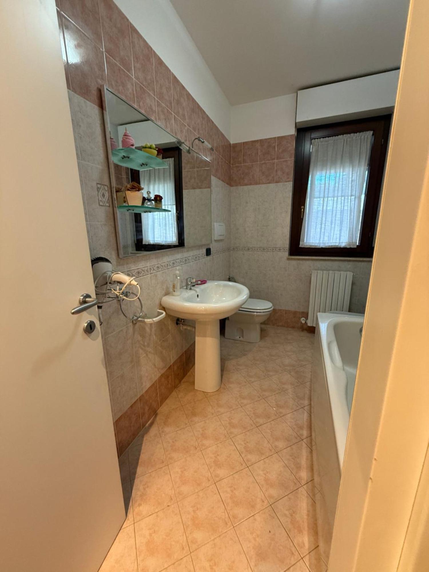 Caserma Guelfa - Casa Vacanza Chiarina Сан-Бенедетто-дель-Тронто Экстерьер фото