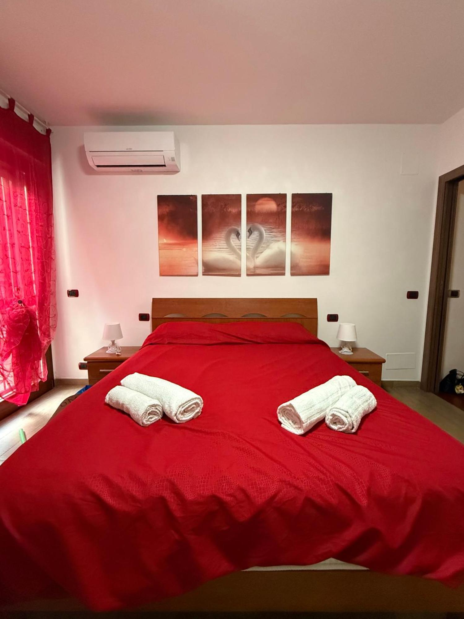 Caserma Guelfa - Casa Vacanza Chiarina Сан-Бенедетто-дель-Тронто Экстерьер фото